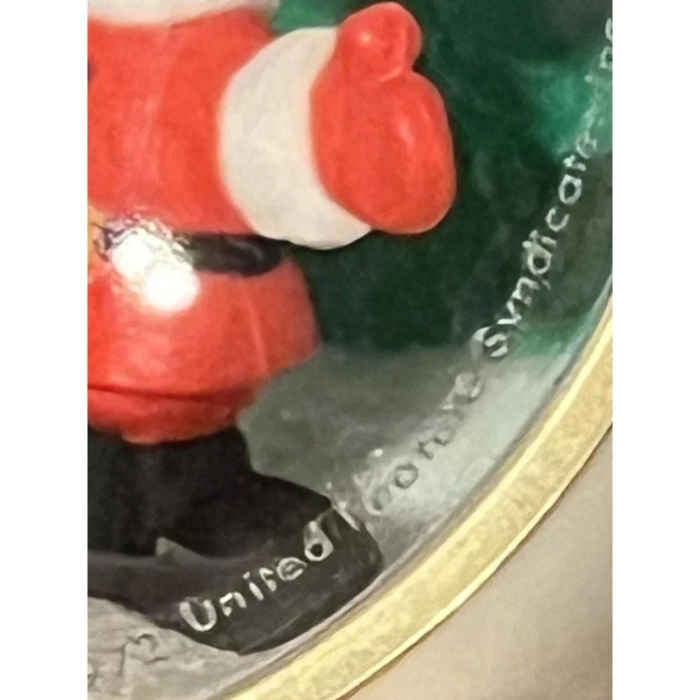 Vtg Hallmark Snoopy and Friends 1983‎ Diorama/Panorama Christmas Ornament 3
